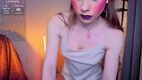 Karen online show from April 14, 4:13 pm