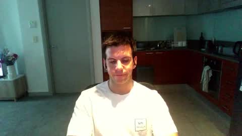 Bondi online show from February 21, 7:09 am