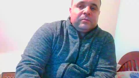 Snapshot of bondsuckslut chatting on January 6, 6:44 pm borntosuck online show from January 6, 6:44 pm