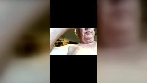 Snapshot of bonerthong chatting on April 11, 6:56 pm bonerthong online show from April 11, 6:56 pm