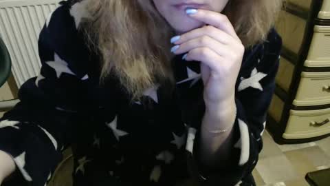 Snapshot of bonnie_fuck_clyde chatting on January 27, 5:03 am Bonnie Fuck Clydes online show from January 27, 5:03 am
