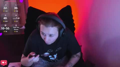 Bonnie Help me reach 500 likes online show from March 3, 8:48 pm