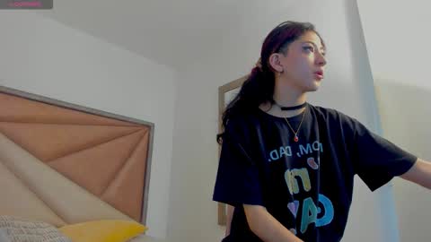   online show from February 21, 7:15 pm