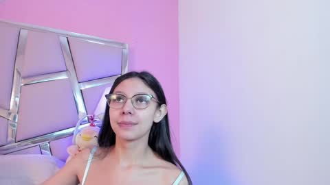 Snapshot of bonniepark_ chatting on December 23, 1:24 pm Bonnie online show from December 23, 1:24 pm