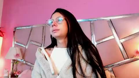 Snapshot of bonniepark_ chatting on June 20, 11:46 am Bonnie online show from June 20, 11:46 am