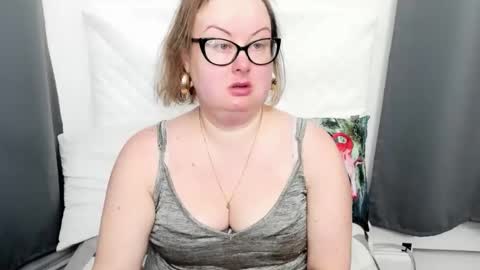 Bonnie online show from March 3, 5:46 am