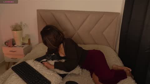 Snapshot of bonnieshyy chatting on July 24, 1:36 am Bonnie online show from July 24, 1:36 am