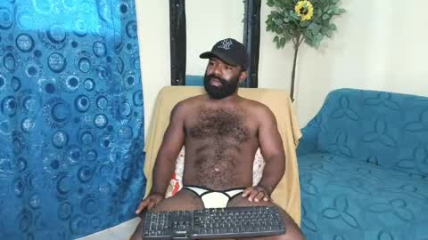 Snapshot of bonsai160723 chatting on May 22, 3:39 pm kevin hart online show from May 22, 3:39 pm