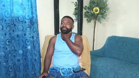 Snapshot of bonsai160723 chatting on June 7, 3:38 pm kevin hart online show from June 7, 3:38 pm