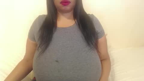 Snapshot of boobyqueen24 chatting on October 22, 5:08 am boobyqueen online show from October 22, 5:08 am
