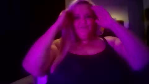 Snapshot of bookish_baddie chatting on May 9, 7:24 am Ashlie Haines online show from May 9, 7:24 am