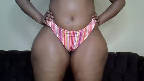 Snapshot of bootieshakess chatting on March 11, 10:42 pm bootieshakess online show from March 11, 10:42 pm