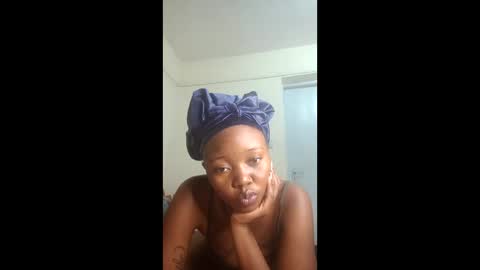 Snapshot of bootybabe0 chatting on March 15, 11:33 pm bootybabe0 online show from March 15, 11:33 pm