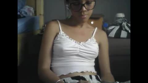 Snapshot of boozyart chatting on January 6, 2:43 pm boozyArt online show from January 6, 2:43 pm