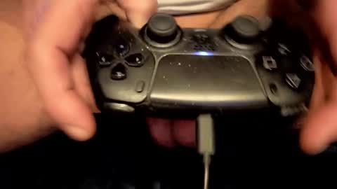 Exposed online show from January 11, 9:09 pm