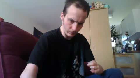 Snapshot of boredlul chatting on May 30, 9:28 am boredlul online show from May 30, 9:28 am
