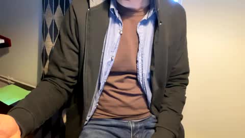 Snapshot of borisvian75019 chatting on December 28, 2:53 pm HornyBoo online show from December 28, 2:53 pm