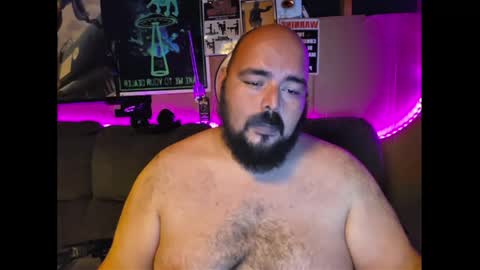 Snapshot of bossdeuce420 chatting on April 13, 6:41 am bossdeuce420 online show from April 13, 6:41 am