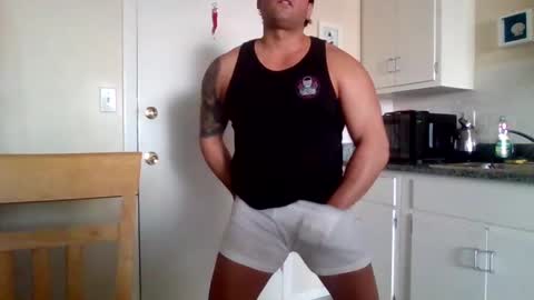 Snapshot of bosslife505050 chatting on January 7, 6:14 pm The Italian Boss online show from January 7, 6:14 pm