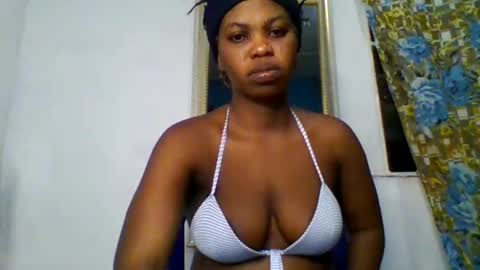 Snapshot of bouncingxxx_ass chatting on September 21, 11:28 pm mirabel online show from September 21, 11:28 pm