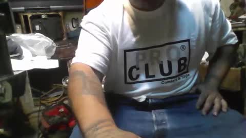 Snapshot of bouncr714 chatting on June 4, 11:49 am bouncr714 online show from June 4, 11:49 am