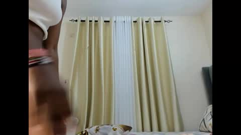 bouncy_booty677 online show from March 1, 9:33 am