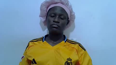 Snapshot of bouncy_vee chatting on May 19, 12:27 am bouncy_vee online show from May 19, 12:27 am