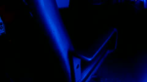Snapshot of bowerboi1217 chatting on June 14, 4:53 pm Bowerboi1217 online show from June 14, 4:53 pm