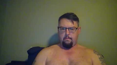 bowtieguy84 online show from March 27, 3:01 am