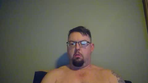 bowtieguy84 online show from April 5, 10:34 am