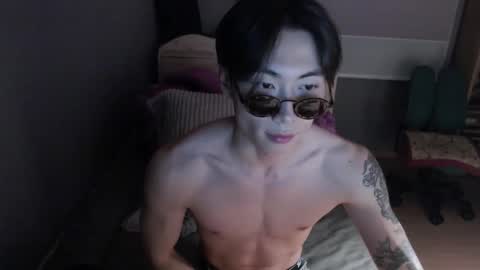 boxman556990 online show from March 6, 8:05 pm