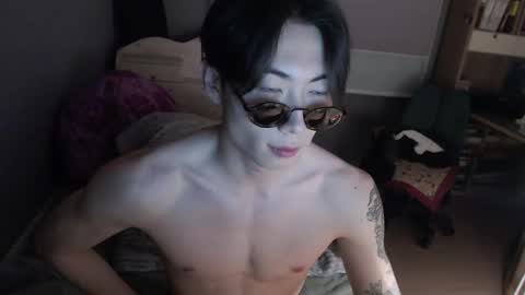 boxman556990 online show from March 8, 7:31 pm