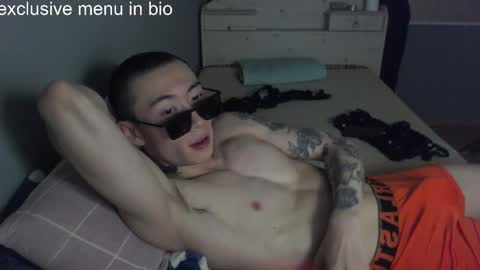 boxman556990 online show from February 3, 6:40 am