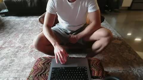 boy4dads online show from August 2, 4:49 pm