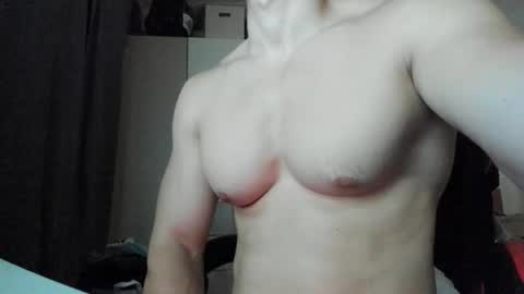 boy_boy22 online show from September 14, 7:13 pm