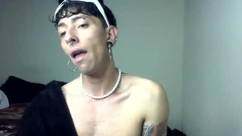 Boy Astro online show from January 9, 1:13 pm