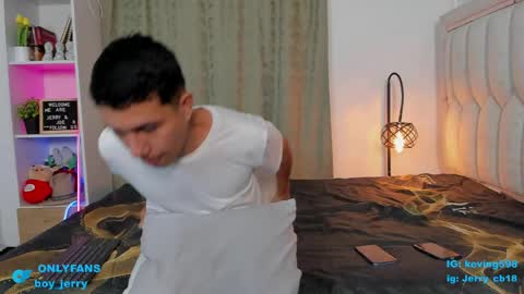 Snapshot of boy_jerry chatting on May 20, 7:03 am boy_jerry online show from May 20, 7:03 am