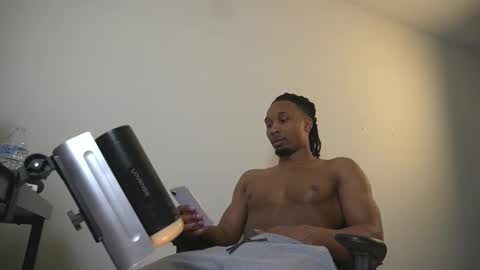 Snapshot of boy_kino chatting on March 3, 6:47 pm Pixel Pleasures online show from March 3, 6:47 pm