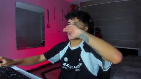 Snapshot of boy_nauthy chatting on January 13, 3:12 am boy_nauthy online show from January 13, 3:12 am