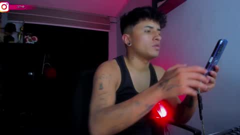 Snapshot of boy_nauthy chatting on February 11, 5:05 am boy_nauthy online show from February 11, 5:05 am