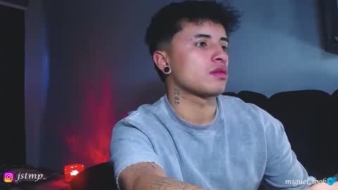 Snapshot of boy_nauthy chatting on October 4, 12:03 pm boy_nauthy online show from October 4, 12:03 pm