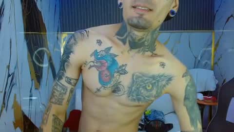 boy_tatto77 online show from June 26, 2:05 am