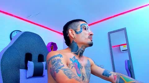 Snapshot of boy_tatto777 chatting on September 25, 4:54 pm boy_tatto777 online show from September 25, 4:54 pm