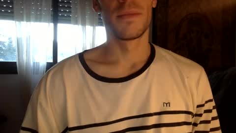 Snapshot of boybcn94 chatting on February 14, 5:10 pm boybcn94 online show from February 14, 5:10 pm