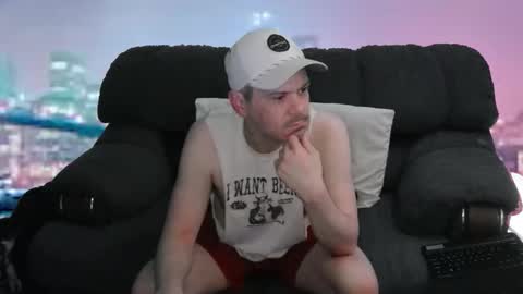 Snapshot of boyblond36 chatting on February 11, 8:52 am Slutty Stud online show from February 11, 8:52 am