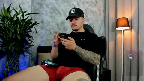 boyc02_ online show from April 7, 1:00 pm