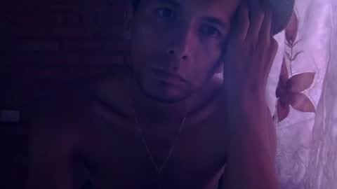Snapshot of boycumlatino21 chatting on June 28, 5:30 pm Boy online show from June 28, 5:30 pm