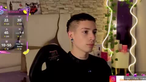 Snapshot of boyfox_tay chatting on February 2, 7:34 pm boyfox_tay online show from February 2, 7:34 pm