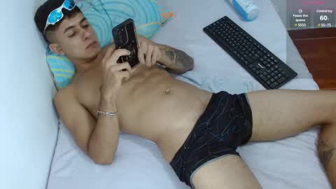 boyg_hots online show from February 4, 10:45 pm