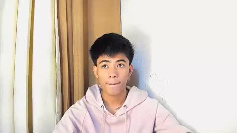 Snapshot of boynextdoor4ux chatting on June 9, 8:09 pm HI IM JAMES DONT FORGET GIVE ME THUMBS UP AND JOIN TO MY FANCLUB online show from June 9, 8:09 pm